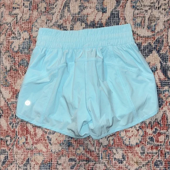 Lululemon Tracker Short 4” in Icing Blue SZ 4 EUC - Picture 5 of 6